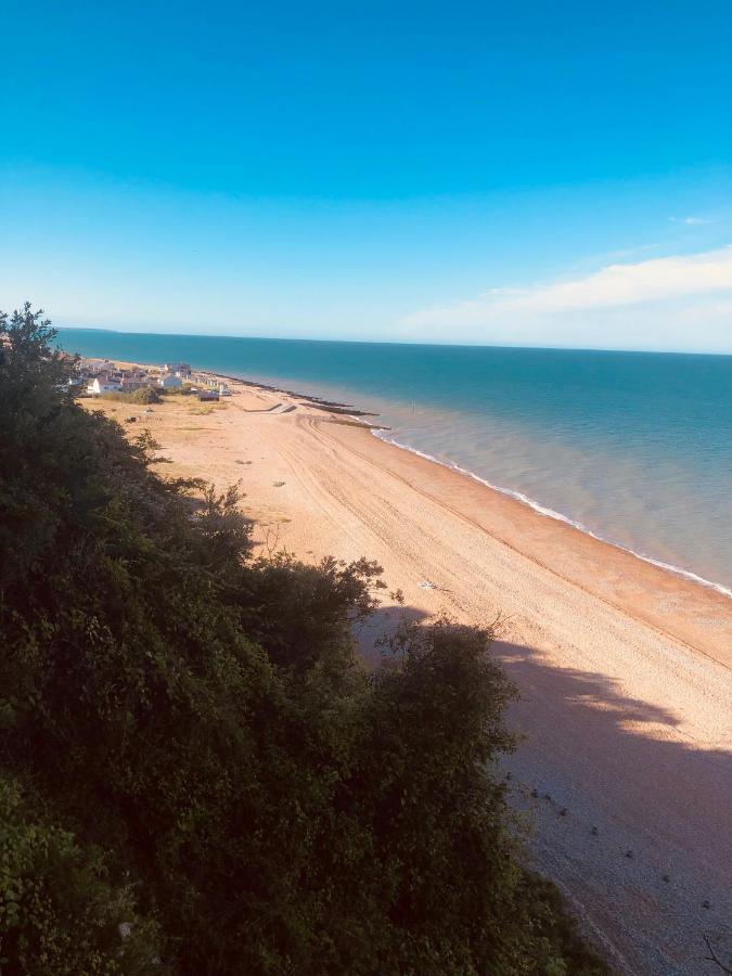 Chalet 47 By The Sea Kingsdown  エクステリア 写真